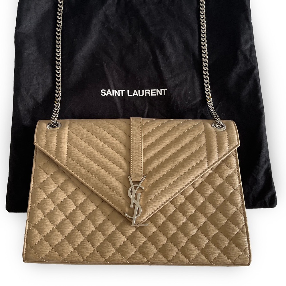 Saint Laurent Large Envelope Chain Shoulder Bag Beige - Picture 3 of 10